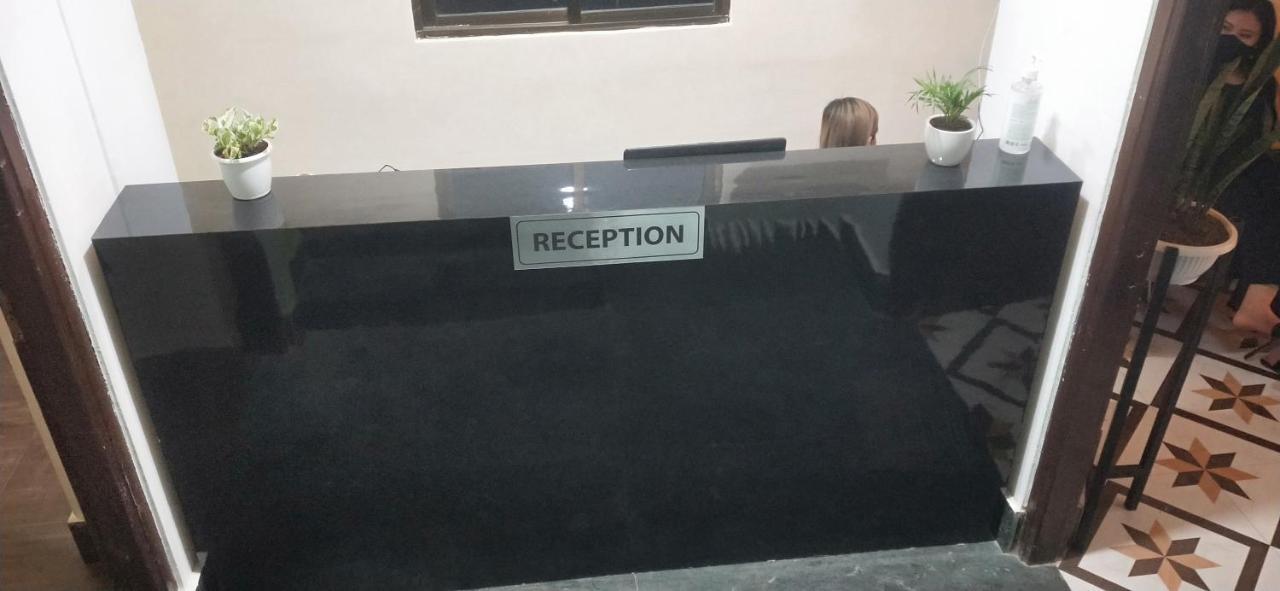 Oyo Thangal Hotel Imphal Ngoại thất bức ảnh