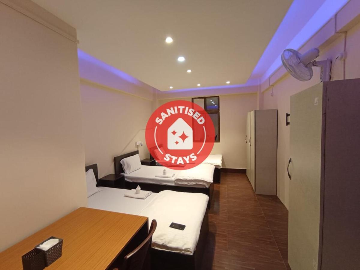 Oyo Thangal Hotel Imphal Ngoại thất bức ảnh